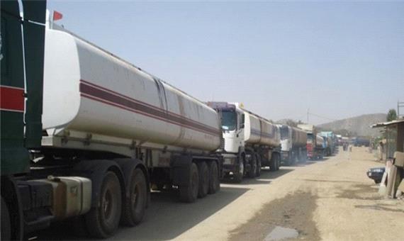 بلاتکلیفی 1200 تانکر سوخت در مرز ایران و عراق